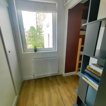 Little United Kingdom Embassy Apartament *