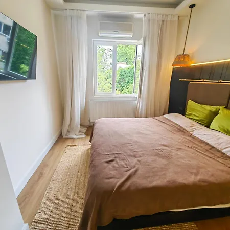 Little United Kingdom Embassy