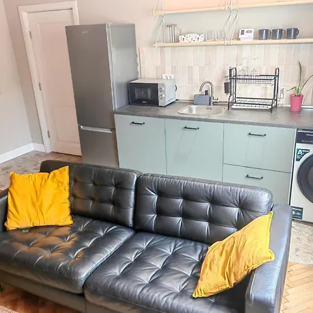 Little United Kingdom Embassy * Bukareszt