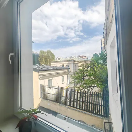 Little United Kingdom Embassy *