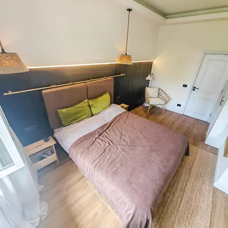 Little United Kingdom Embassy Bukareszt