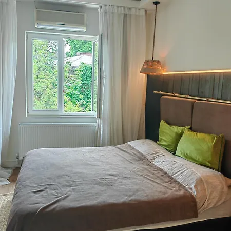 Little United Kingdom Embassy