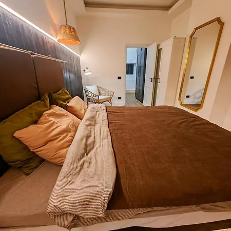 Little United Kingdom Embassy