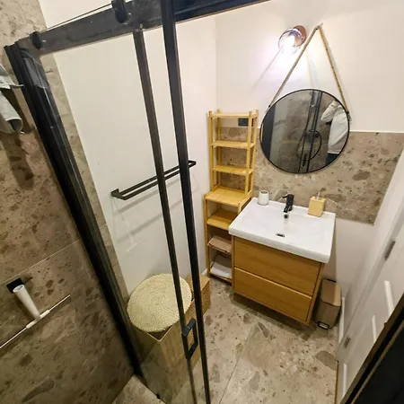 Apartment Little Uk Embassy Bucharest