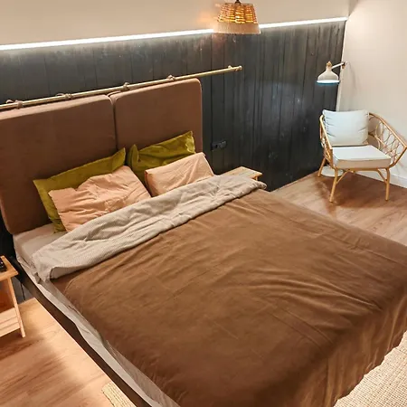 Little United Kingdom Embassy