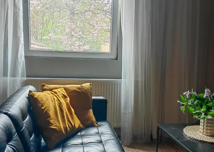 Little United Kingdom Embassy *