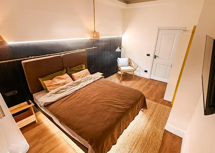 Little United Kingdom Embassy