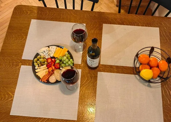 Little United Kingdom Embassy Appartement