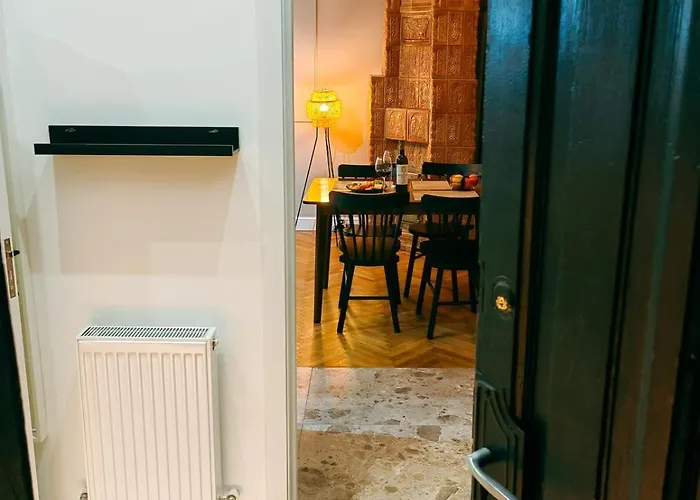 Little United Kingdom Embassy *